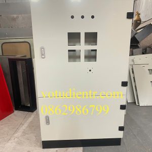 Tủ điện 2 lớp cánh chia hai ngăn có tấm panel tại Hà Nội