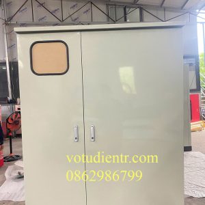 Tủ điện ngoài trời chia 2 ngăn hai lớp cánh giá tốt tại hà nội