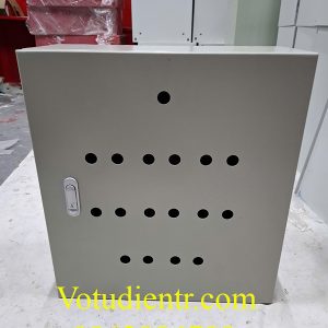 Tủ điện trong nhà một lớp cánh 600x400x200x1mm sơn trắng có panel đột lỗ cánh ngoài giá tốt tại Hà Nội