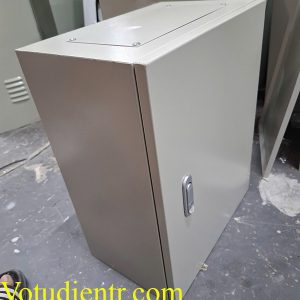 Vỏ tủ điện trong nhà 500x300x200x1mm sơn ghi sần khoét lỗ cánh giá tốt tại Hà Nội
