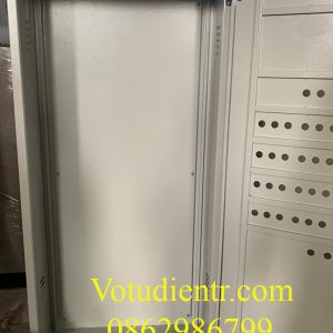 Vỏ tủ điện trong nhà 1 lớp cánh 1400x500x300x1,2mm sơn tĩnh điện đột lỗ theo yêu cầu tại Hà Nội