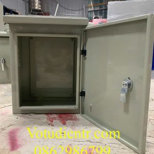 Vỏ tủ điện 1 lớp cánh ngoài trời sơn tĩnh điện có tấm panel kích thước 300x200x150x1mm có hèm bẫy nước có hèm chống nước giá tốt tại xưởng hà nội và TP HCM