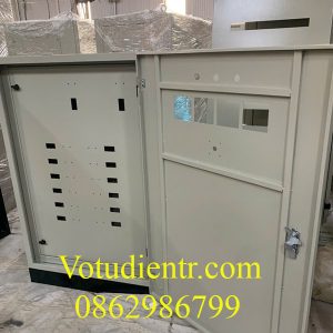 Vỏ tủ điện 2 lớp cánh có tấm panel cánh ngoài khoét lỗ sơn tĩnh điện có tấm panel kích thước 900x500x300x1,2mm có dập chớp hông giá tốt tại hà nội và TP HCM