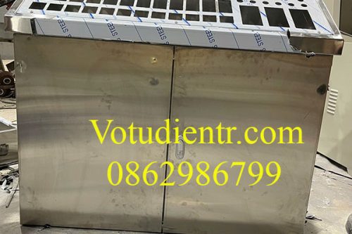 ban-dieu-khien-inox-304-1000x1400-panel-2-canh-gia-xuong-hn-hp.jpg