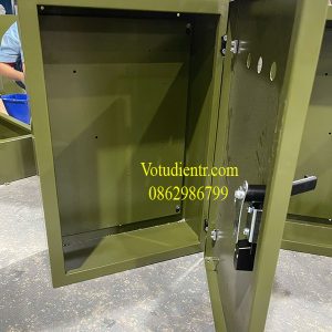 Vỏ tủ điện 1 lớp cánh trong nhà 600x400x200x1mm sơn tĩnh điện màu xanh dương, cánh ngoài khoét lỗ giá tốt tại xưởng Hà Nội và Hải Phòng